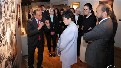 محافظ طوكيو تزور مكتبة الإسكندرية