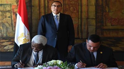 رئيس الوزراء يشهد مراسم توقيع مذكرة تفاهم بشأن استضافة مصر أعمال الدورة العاشرة لقمة المدن الإفريقية عام 2025