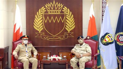 الأمين العام للتحالف الإسلامي يلتقي رئيس هيئة الأركان بقوة دفاع البحرين