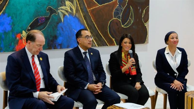 رئيس الوزراء يشارك