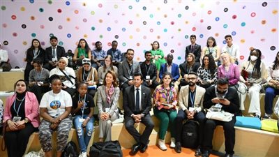 وزير الشباب يستعرض الأنشطة الوطنية المصرية في العملية المناخية خلال جلسة بالجناح المصري لـ cop27