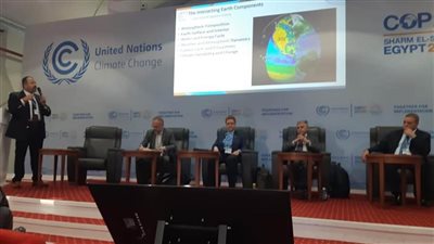 وزير الطيران: نحرص على تطوير منظومة الإنذار المبكر ورصد مخاطر الطقس والمناخ والتنبؤ بحدوثها