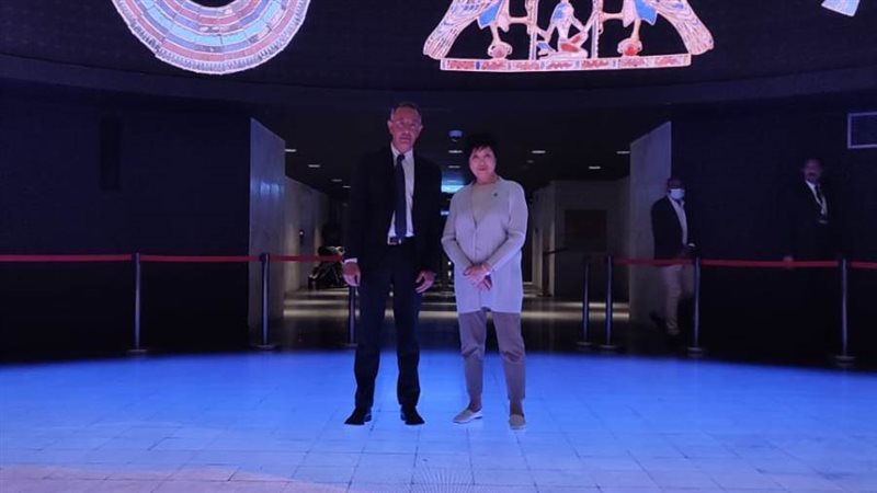 محافظ طوكيو يزور