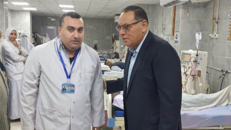 جانب من جولة المحافظ