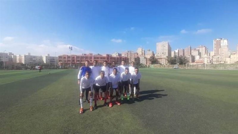 قادرون باختلاف للصم