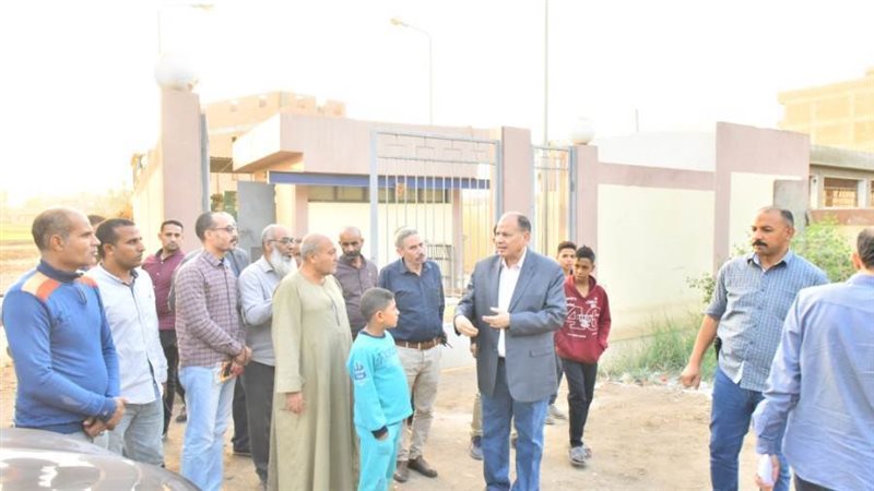 محافظ أسيوط يتفقد