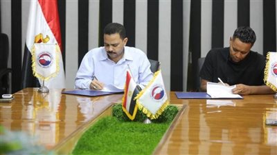 سامر عبدالرحمن يوقع عقود تدريب فريق نادي المستقبل سبورت بحضور أشرف رشاد