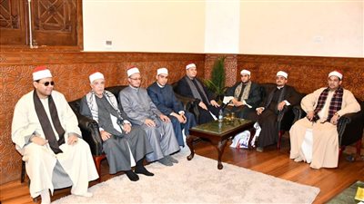 شيخ عموم المقارئ المصرية يشيد بعناية الأوقاف الفائقة بأهل القرآن