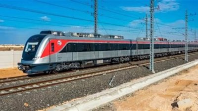 بدءًا من الغد.. مد ساعات العمل بالقطار الكهربائي 