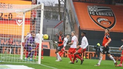 ستراسبورج يتعادل مع لوريان 1/1 في الدوري الفرنسي