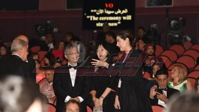 مهرجان القاهرة السينمائي يحتفل بعيد ميلاد 