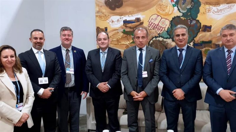 وزير التجارة يبحث