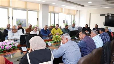 رئيس صرف الإسكندرية يتابع استعدادات الشركة للأمطار