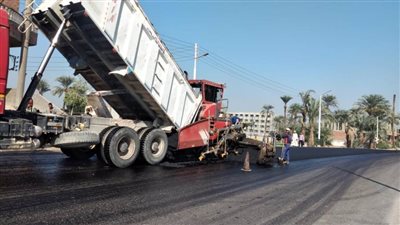 اللواء عصام سعد: استكمال رصف طريق 