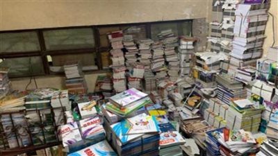 ضبط 3800 كتاب دراسي بدون تفويض من أصحاب الحقوق الأدبية بمكتبة بالقاهرة