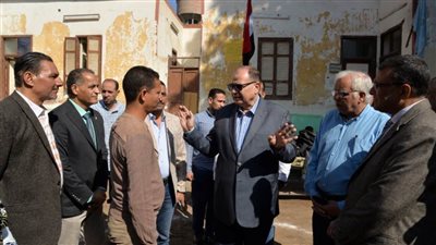 محافظ أسيوط يتفقد سير العملية التعليمية بمدرسة نزلة الابلق الابتدائية المشتركة بصدفا