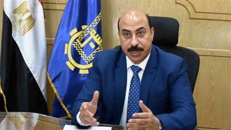 أشرف عطية محافظ أسوان