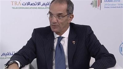 وزير الاتصالات : نسعى لاستخدام التكنولوجيا لتخفيض الانبعاثات الحرارية