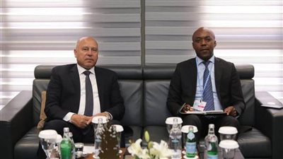 وزير النقل يلتقي وزير البنية التحتية بجمهورية رواندا لبحث تدعيم التعاون المشترك بين الجانبين في مجالات النقل المختلفة