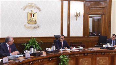 رئيس الوزراء يتابع مخططات تطوير حديقتي الحيوان والأورمان بالجيزة
