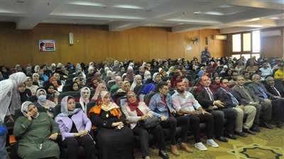 ندوة بكلية الزراعة لتعزيز جهود العمل التطوعي بمبادرة 