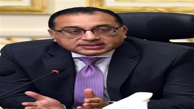 رئيس الوزراء يستعرض تقريرًا بشأن رفع الطاقة الإنتاجية لمستحضرات 