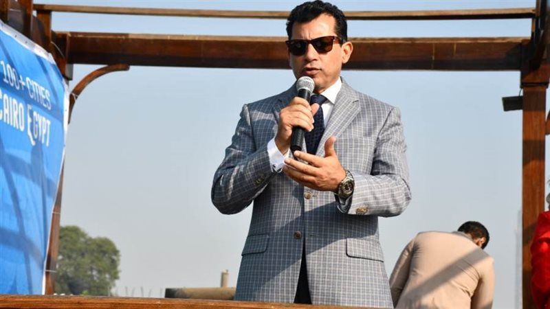 د. أشرف صبحى