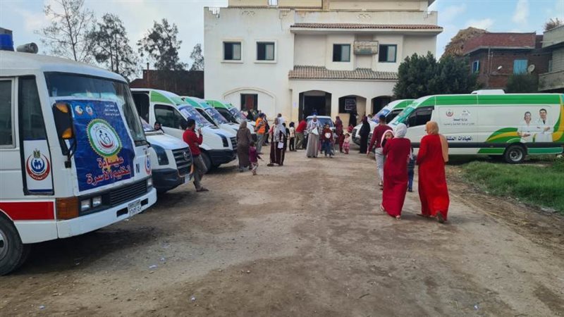 الكشف على ٢٠١٥ مواطنا