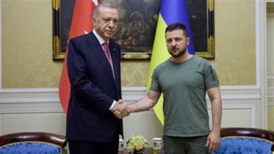 زيلينسكي وأردوغان يرحبان بتمديد مبادرة حبوب البحر الأسود