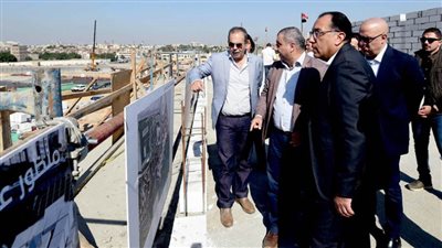 رئيس الوزراء يتفقد أعمال تطوير حديقة تلال الفسطاط