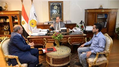  أسيوط: استمرار منافذ الإصلاح الزراعي المتنقلة لبيع السلع الزراعية ومنتجات الدواجن بأسعار مخفضة