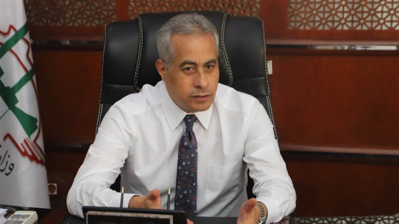 وزير القوى العاملة