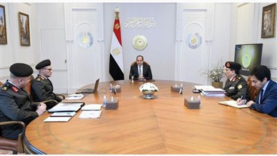 الرئيس السيسي يوجه بالتوسع في جهود توطين صناعة الآلات والمعدات الثقيلة