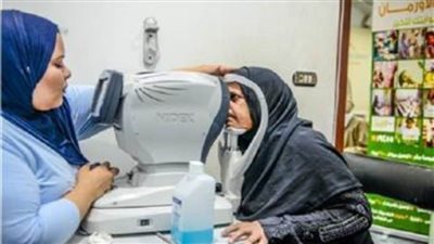 التضامن الاجتماعي: توقيع الكشف الطبي على مئات المرضى غير القادرين بقرى مركز ملوي