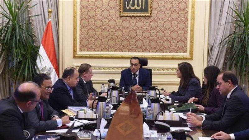 خلال الاجتماع