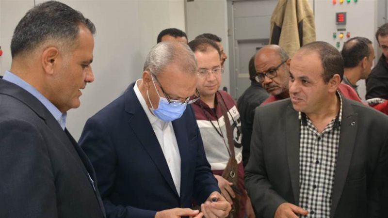 محافظ القليوبية داخل