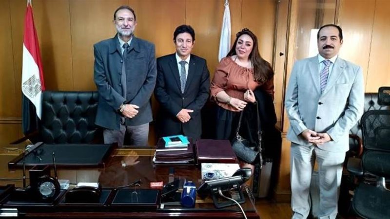 وفد البيطريين مع