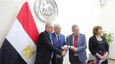 وزير التعليم العالي يشهد احتفالية قبول الاعتماد من الكلية الملكية للجراحين بأدنبرة لثلاث جامعات مصرية