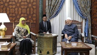 شيخ الأزهر يستقبل محافظ جاوا ويعزي إندونيسيا في ضحايا الزلزال