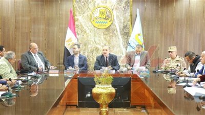 إنشاء طريق للشاحنات موازٍ للطريق الدولي تنفيذًا لتوجيهات الرئيس