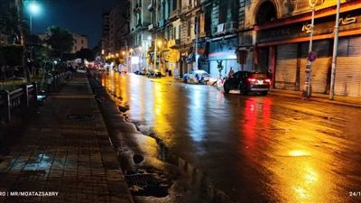 أمطار تتفاوت حدتها بالإسكندرية وطوارئ بالصرف الصحي 