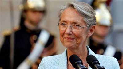 رئيسة وزراء فرنسا: من الجيد للاعبي كرة القدم التعبير عن قيمهم