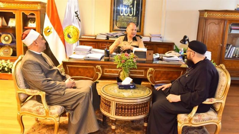 محافظ أسيوط يتابع