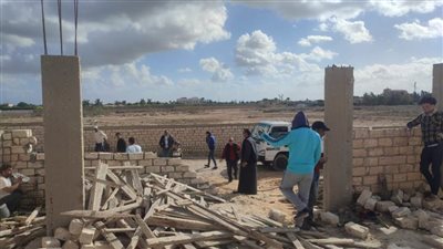 محافظ الإسكندرية يشدد على رؤساء الأحياء للتصدي لأعمال البناء المخالف