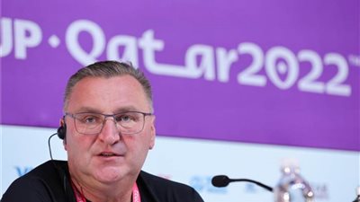 مدرب بولندا: كنا أكثر فعالية من السعودية.. والحظ لم يساعدنا لإحراز أهداف أخرى