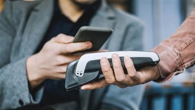 خبراء ورواد أعمال: التكنولوجيا المالية والبنوك الرقمية أصبحت ضرورة في الحياة اليومية