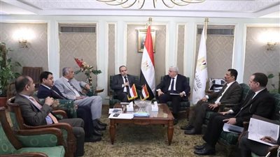 وزير التعليم العالي يبحث مع نظيره اليمني التبادل التعليمي والبحثي