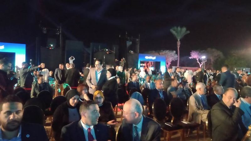 التجهيز لانطلاق الملتقى