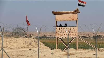 العراق يبحث تشديد المراقبة على الحدود مع سوريا لمنع تسلل الجماعات المسلحة