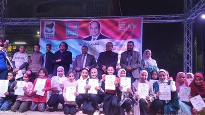 استمرار فعاليات المسرح المتنقل بقرية العيساوية شرق أخميم بثقافة سوهاج